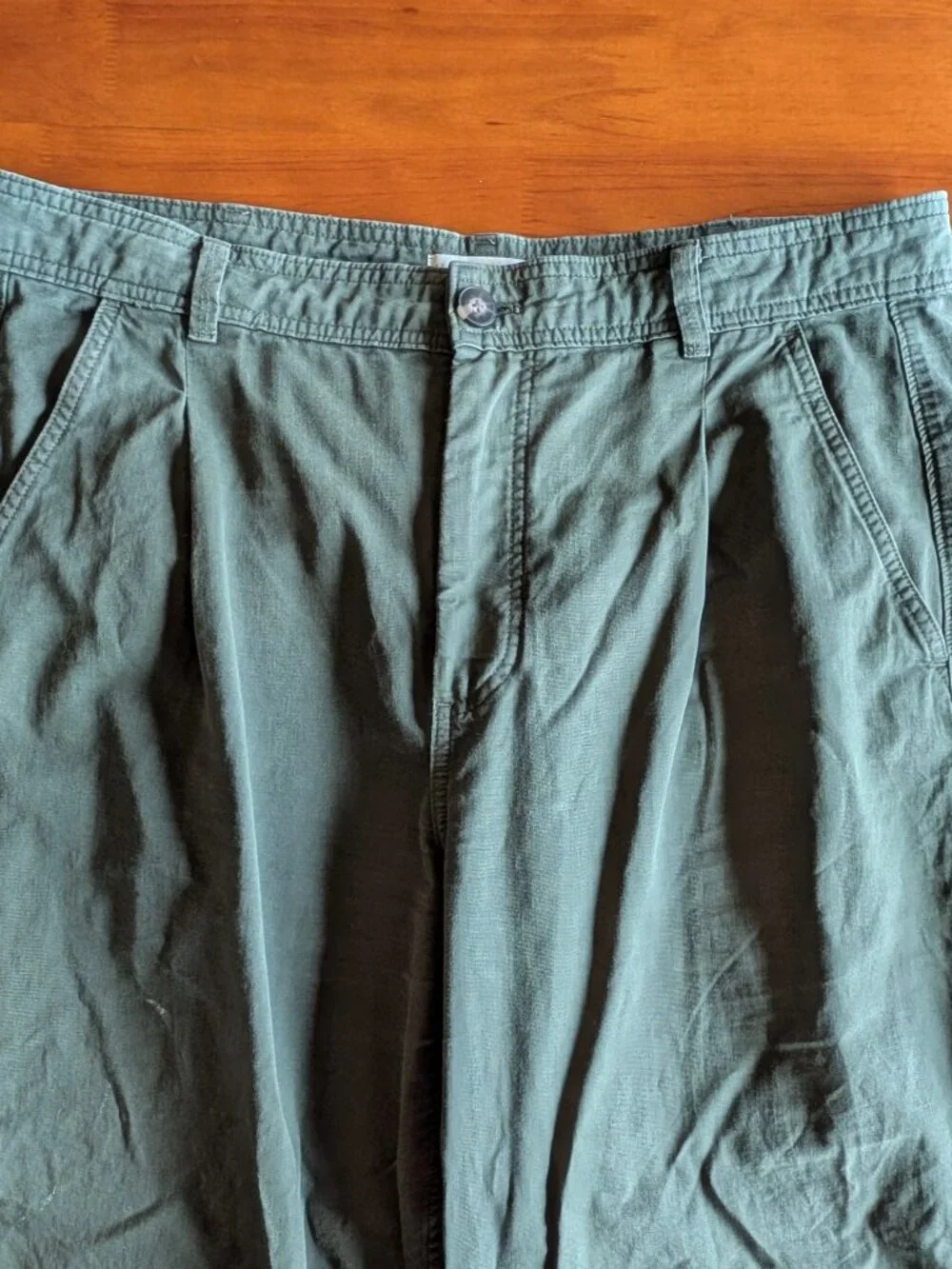 Everlane crisp tailored